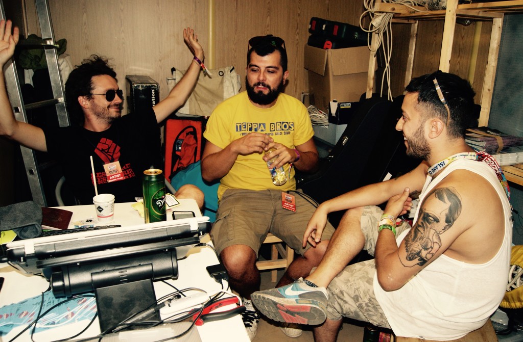 Da sinistra: Albe e Bebo degli Stato Sociale, Romeo Lippi dello Psicologo del Rock 