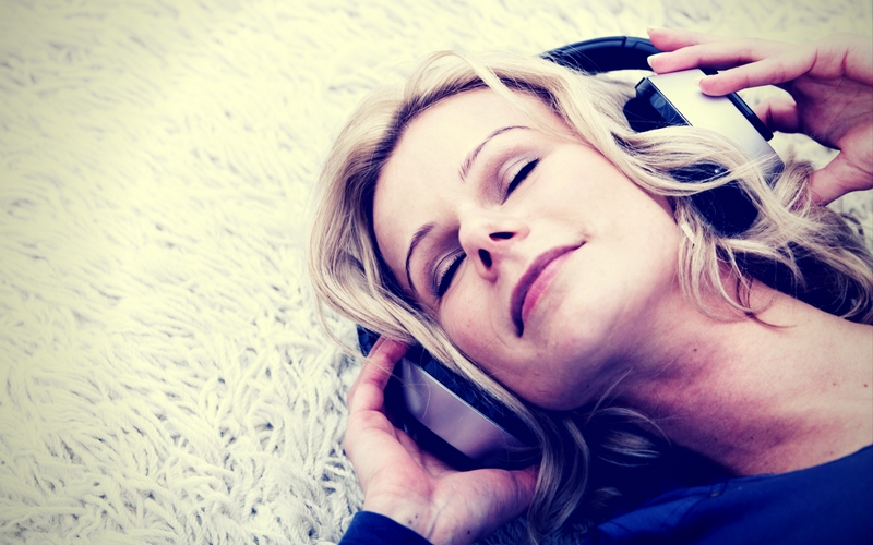 Playlist contro l’insonnia: le 30 canzoni per dormire bene