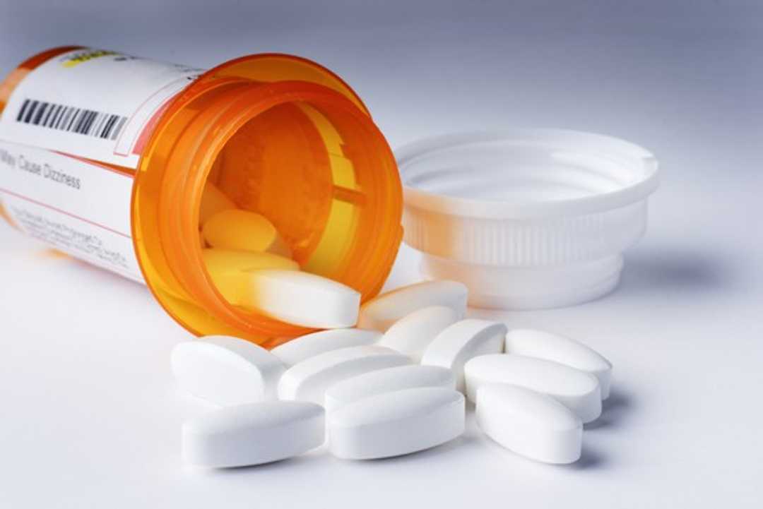 Gli antidepressivi fanno il botto: 4 canzoni per riflettere sulla medicalizzazione dell’esistenza
